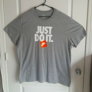 Men Nike Tshirt XXL Grey